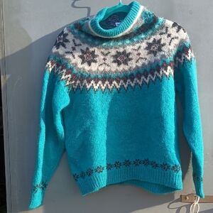 Woolrich Teal Sweater with Nordic Design